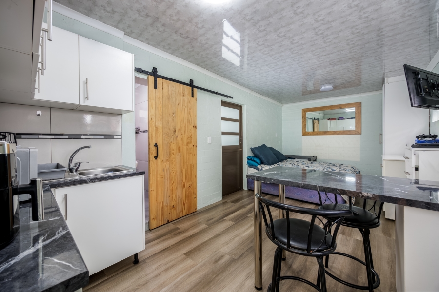 3 Bedroom Property for Sale in Jakarandas Western Cape